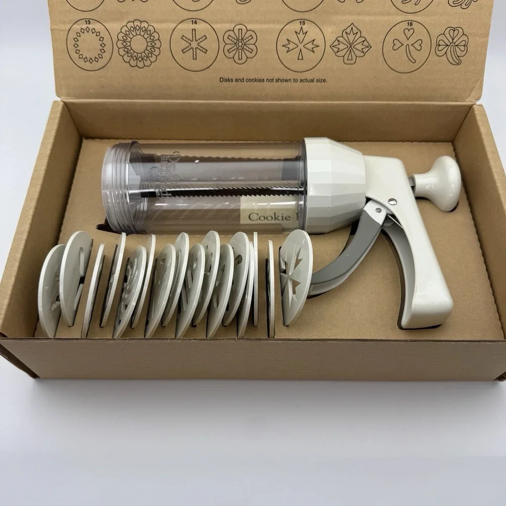 The Pampered Chef Cookie Press‎ #1525 RETIRED - 16 Discs - In Original Box